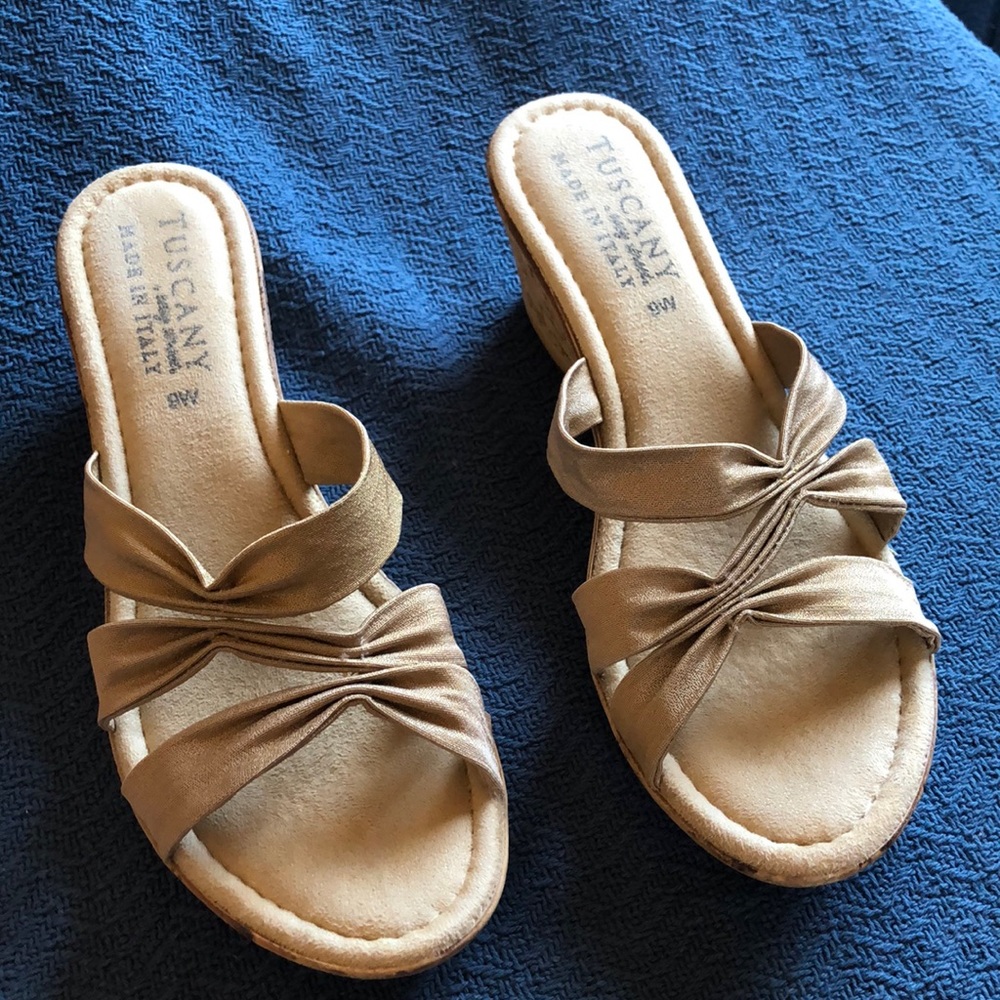 Wedge sandals 👡